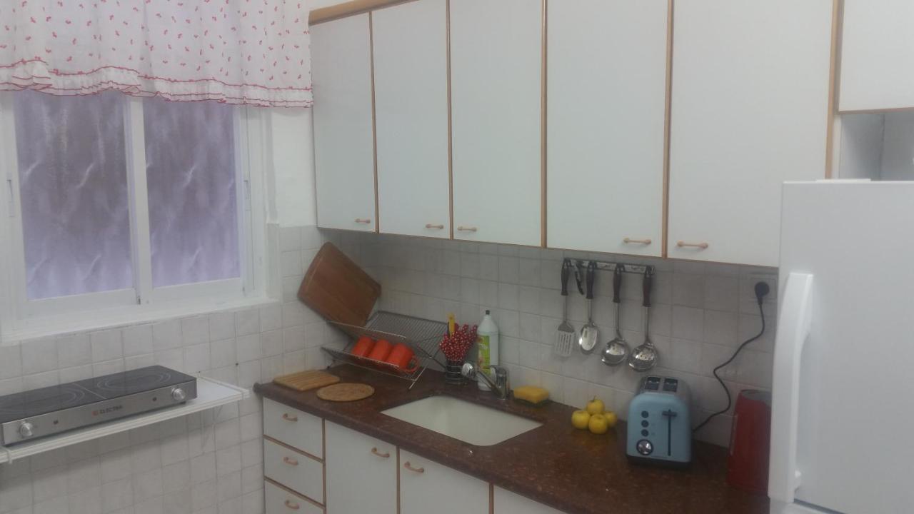 Guesthouse Comfy - Separate Rooms In The Apartment For A Relaxing Holiday Haifa Exterior foto